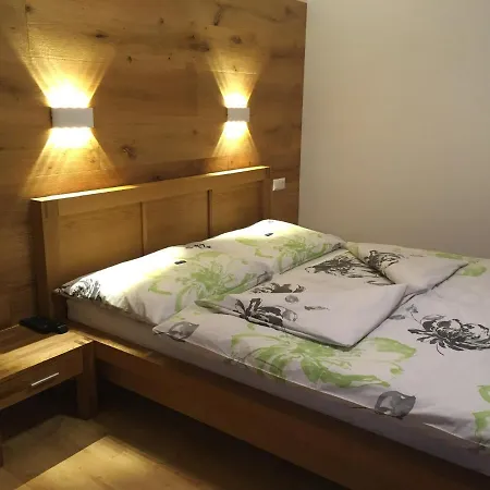 Ferienwohnung Froehlich Apartament Pruggern